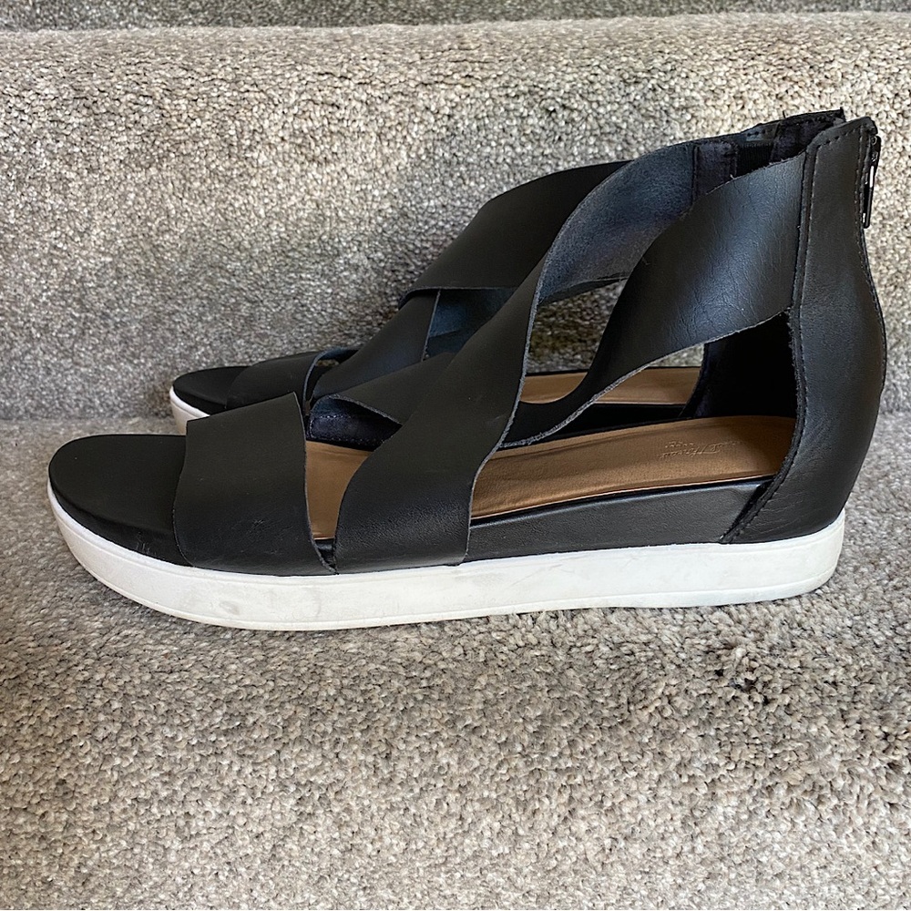 Universal Thread Gladiator Platform Sandal, Women… - image 4